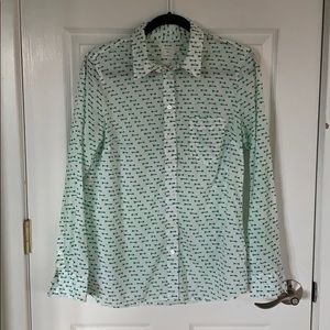 Gap Fitted Boyfriend Button Up Shirt green arrows